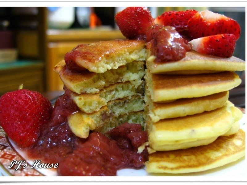 品靓上菜-草莓松饼的做法