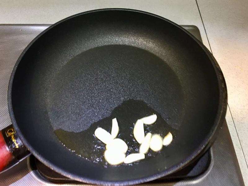 �⳴��˸�Ҷ������