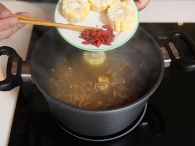 �̷γ�ݻ����׼�����������