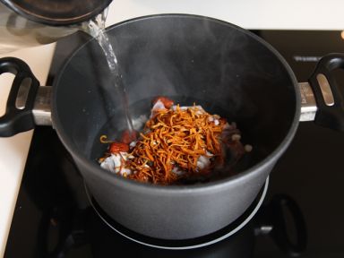 �̷γ�ݻ����׼�����������