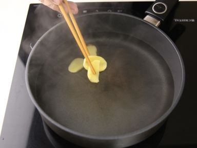 ���ܲ������������