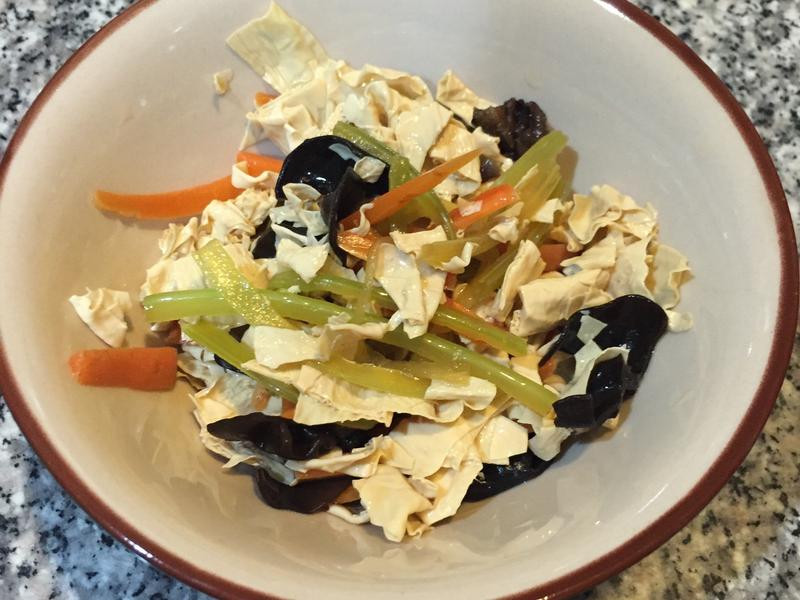 ���趹Ƥ������