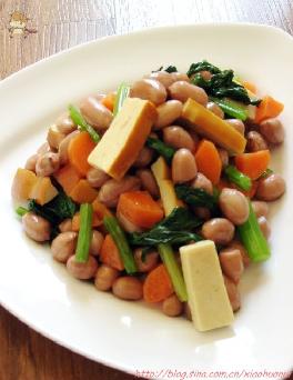 小花生炝熏豆干的做法