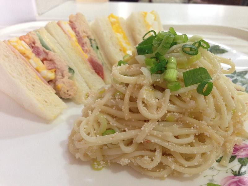 ËâζÃ÷Ì«×ÓÒå´óÀûÃæµÄ×ö·¨