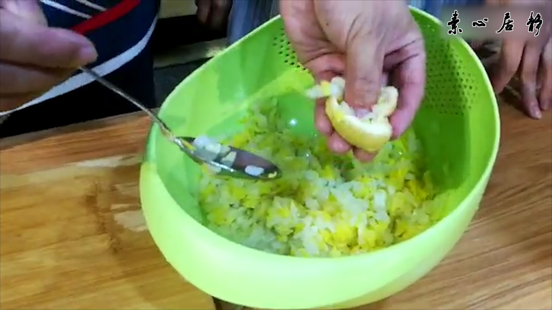 ׯ��ɽ����������е�ᣬ���쳬ů������~���ľӾ�������