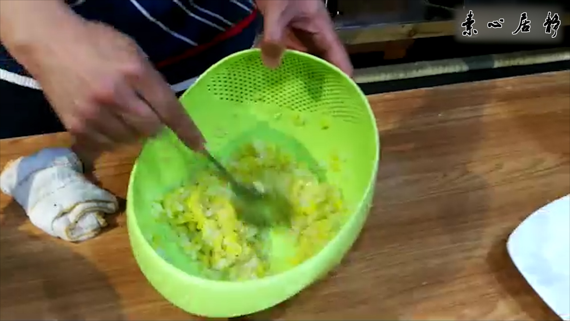 ׯ��ɽ����������е�ᣬ���쳬ů������~���ľӾ�������