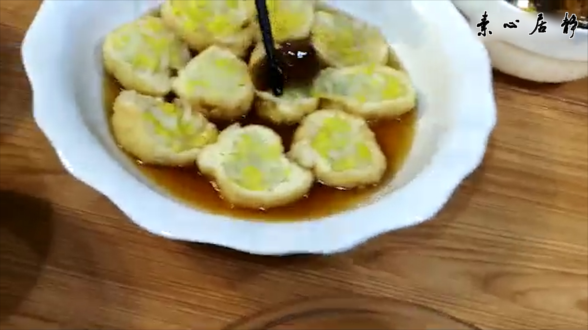 ׯ��ɽ����������е�ᣬ���쳬ů������~���ľӾ�������