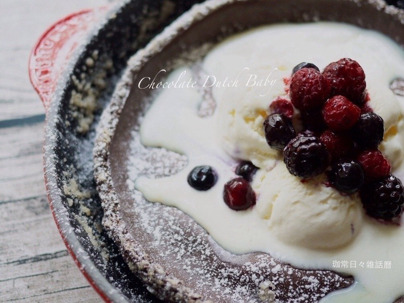 Chocolate Dutch Baby������