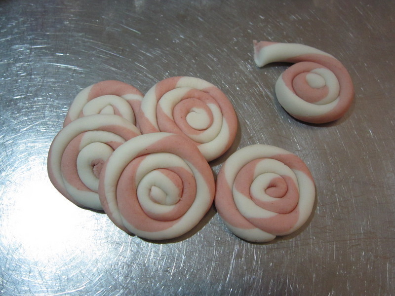 ������Բ������