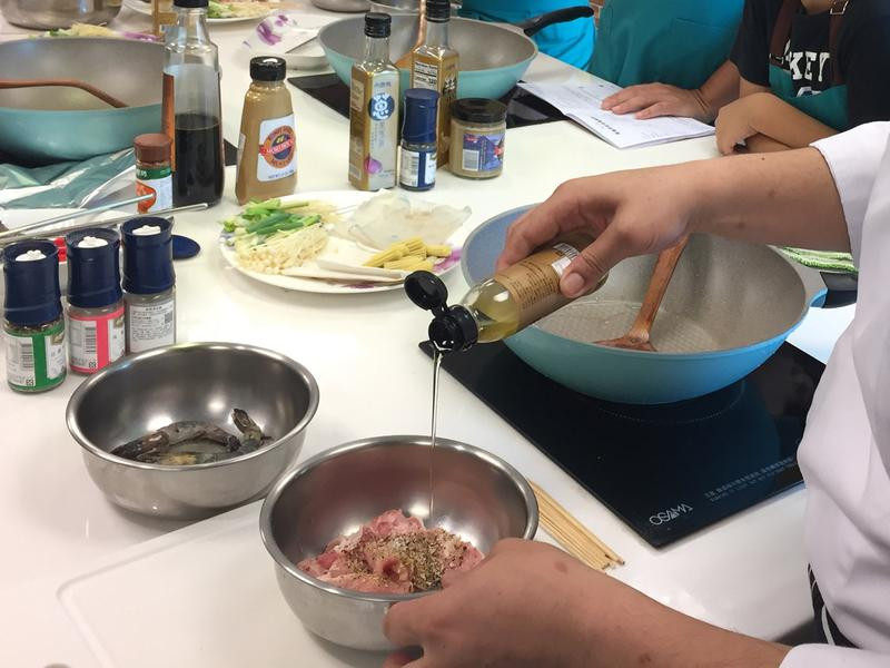 ���Ͽ��������ʹ׽�������