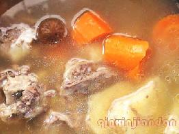 �޻����۸������ǵ�����