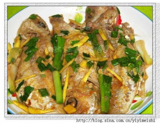 ���պ����������