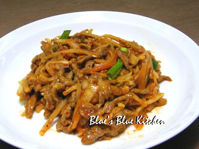 马铃薯泡菜肉丝的做法