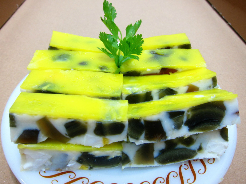 漂亮的三色蛋的做法