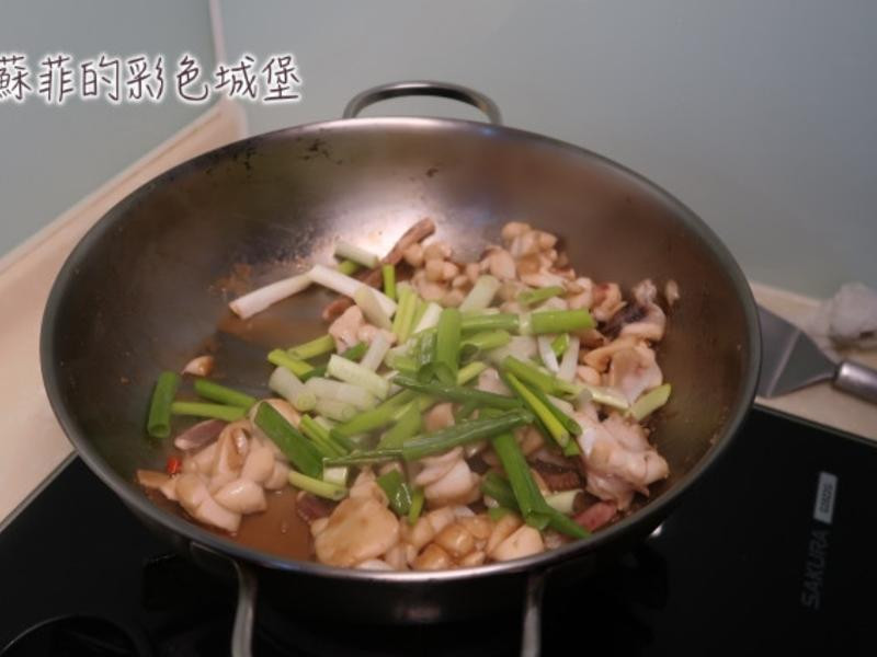 �б�����֦������