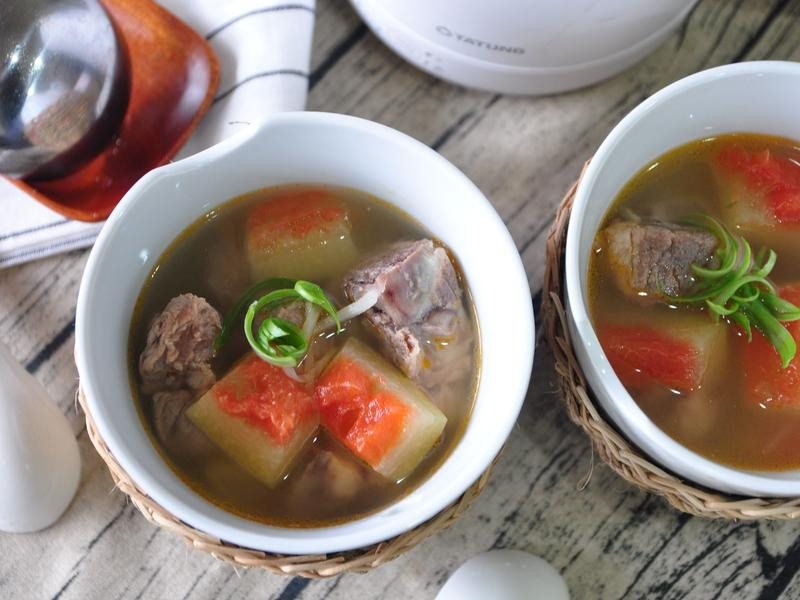 消暑瓜香排骨汤的做法