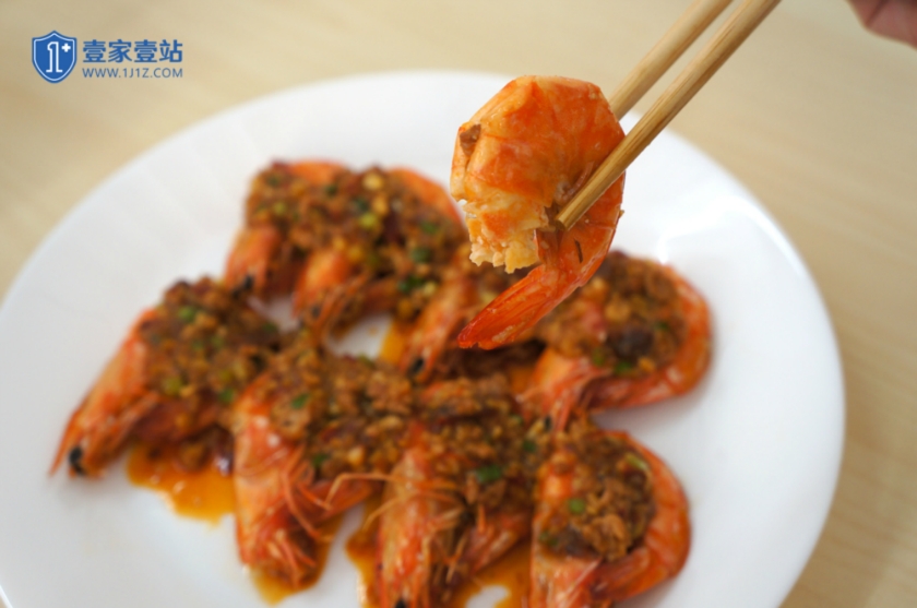 ���հ�Ϻ������