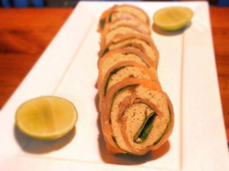 烟燻鲑鱼慕斯卷的做法