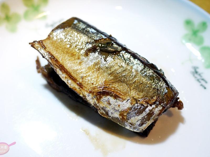 酱煮化骨秋刀鱼/铸铁锅料理的做法