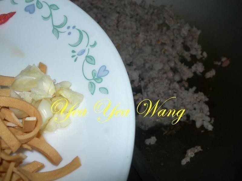 ��ĩ���Ƹ�˿������