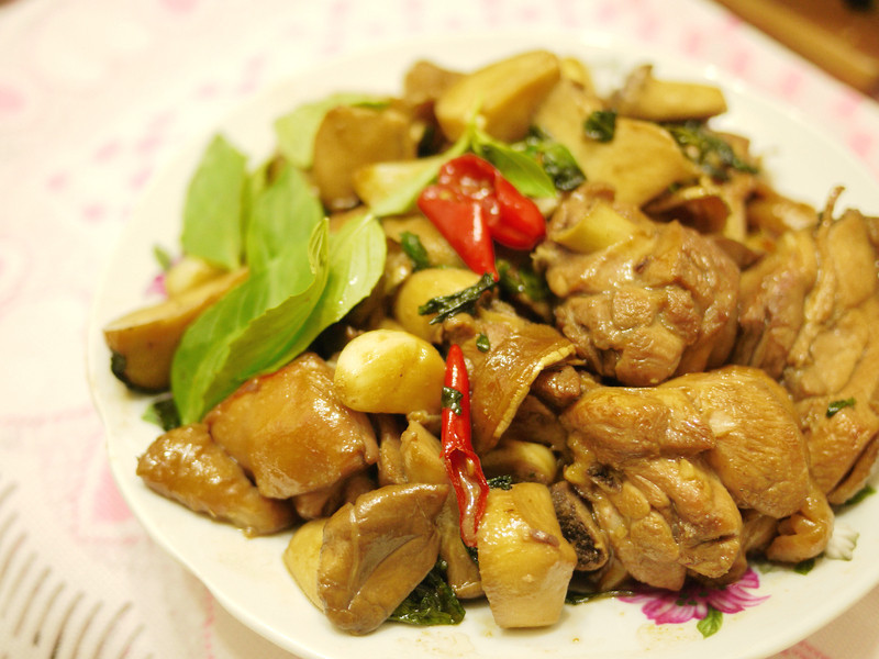 三杯鸡杏鲍菇的做法