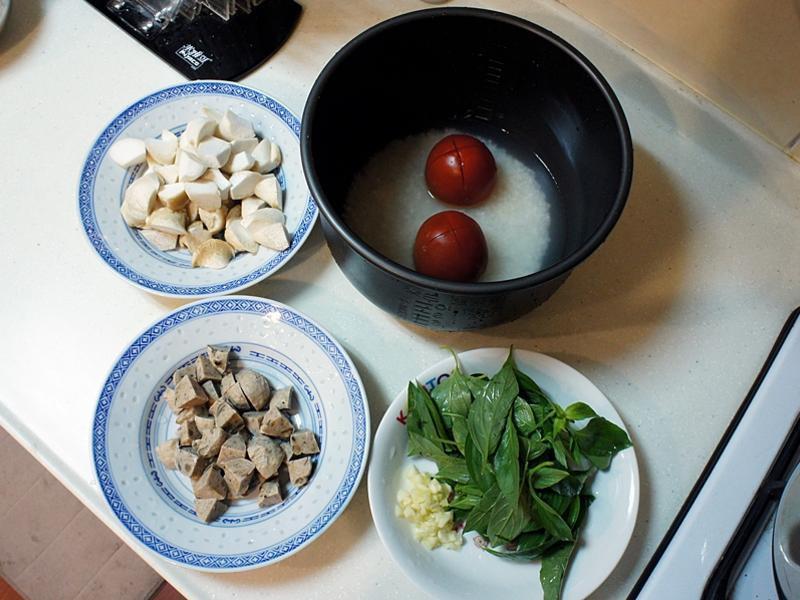 ��·������һ����ެ�ѷ���(̨ʽ��ζ)������