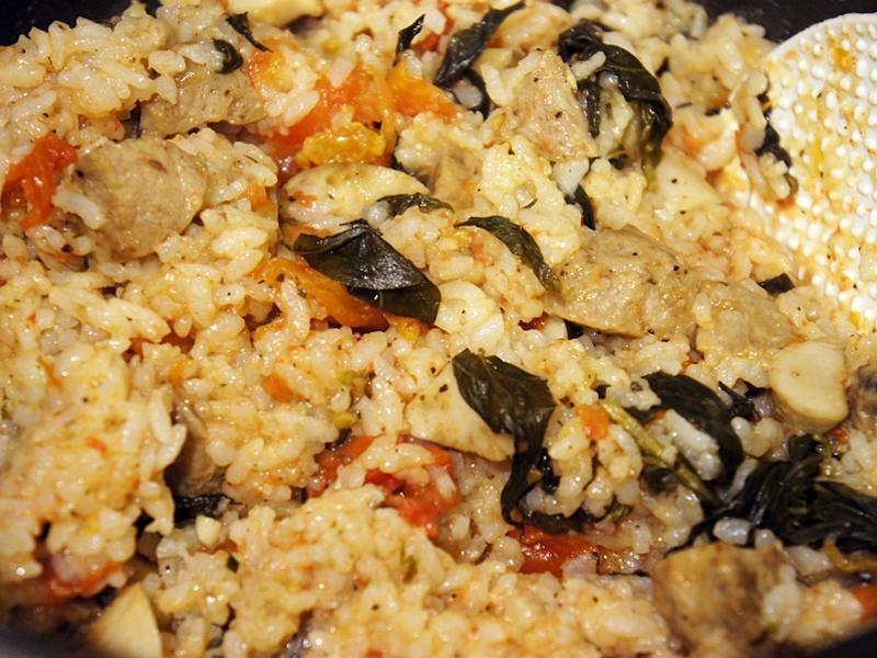 ��·������һ����ެ�ѷ���(̨ʽ��ζ)������