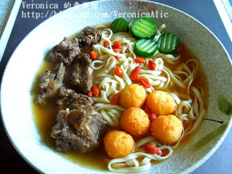 �Ź�QQ���������