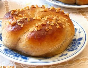 五环黑糖蜜面包的做法