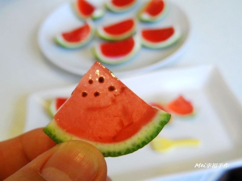 �����϶���ݮ������������