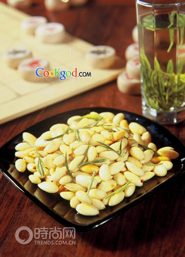 茶香大杏仁的做法