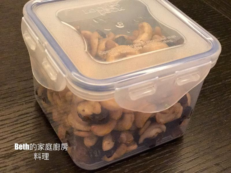 ���͸�Բ����������