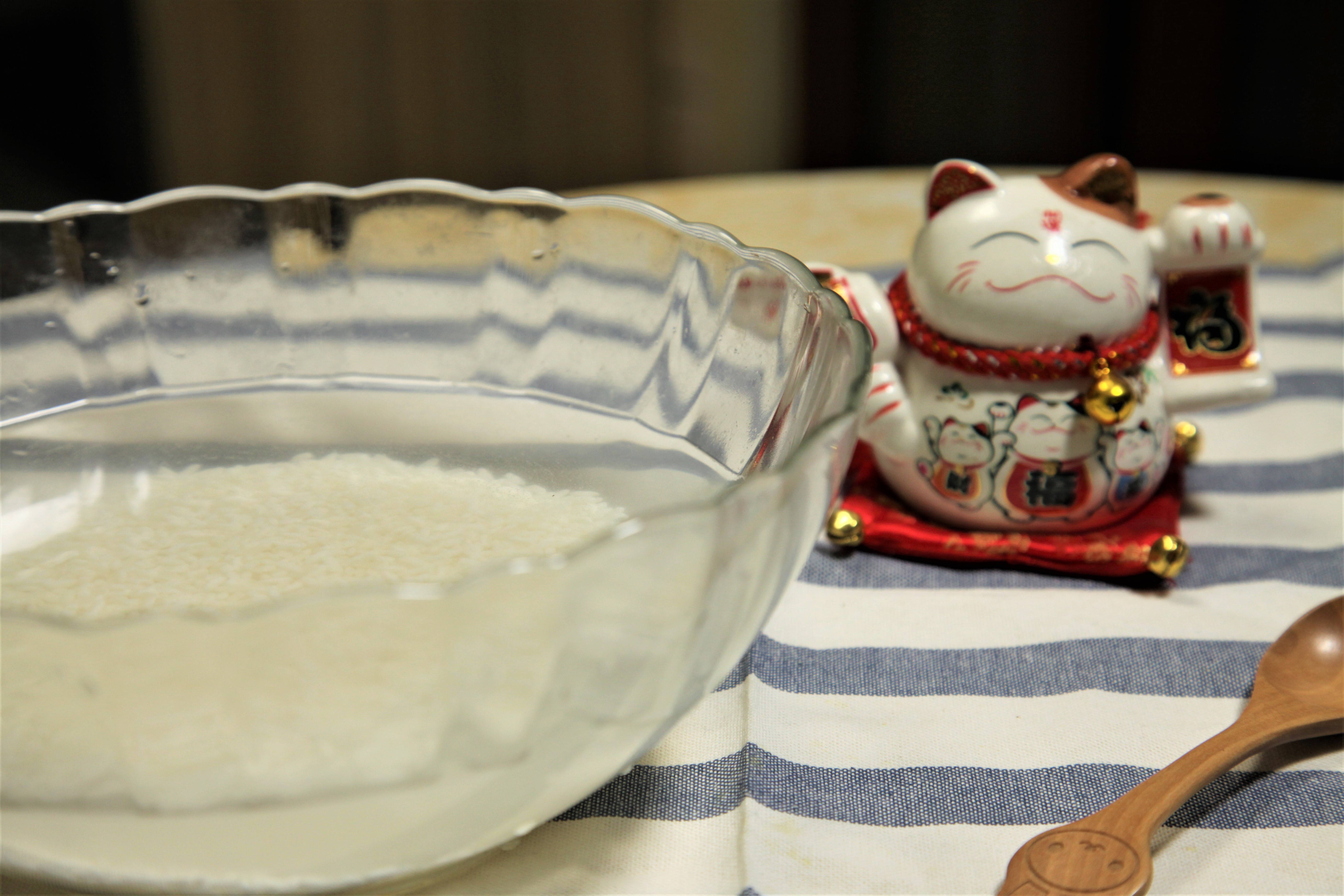 �м��ʳ��� | ��¶�����ࣺ�²�ţ�����׵�����