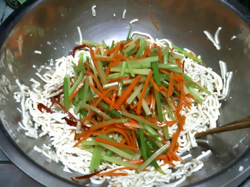 �����۲˶���˿������