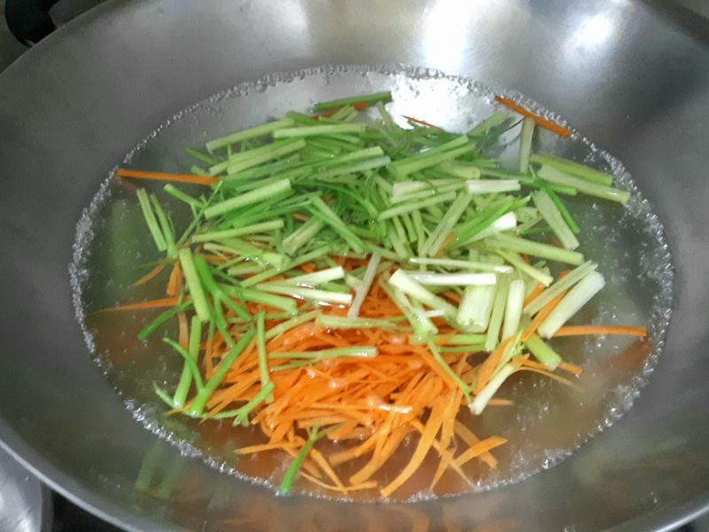 �����۲˶���˿������