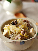 最爱东北味——酸菜炖骨头的做法