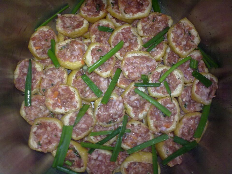 蚝油酱清烩酿豆卜的做法