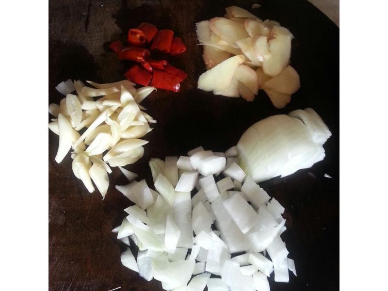 �����з������