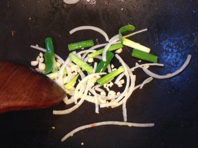 ���·�����С��˫�ж��ɵ�����