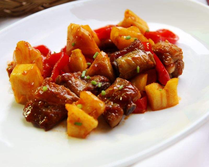 菠萝烧排骨的做法