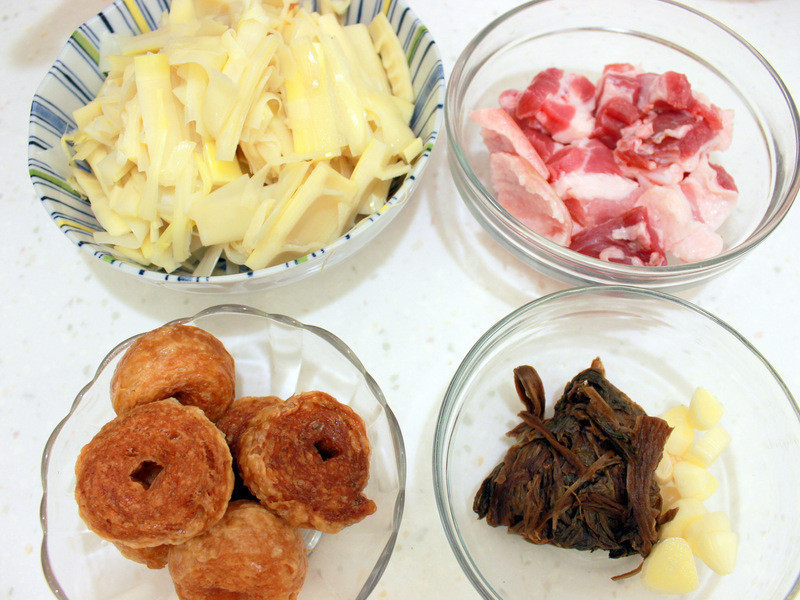 ������±�������