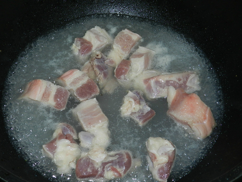 ���±�������