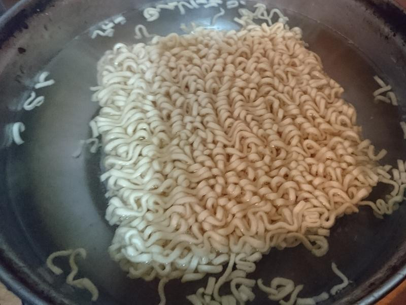 �h�������������