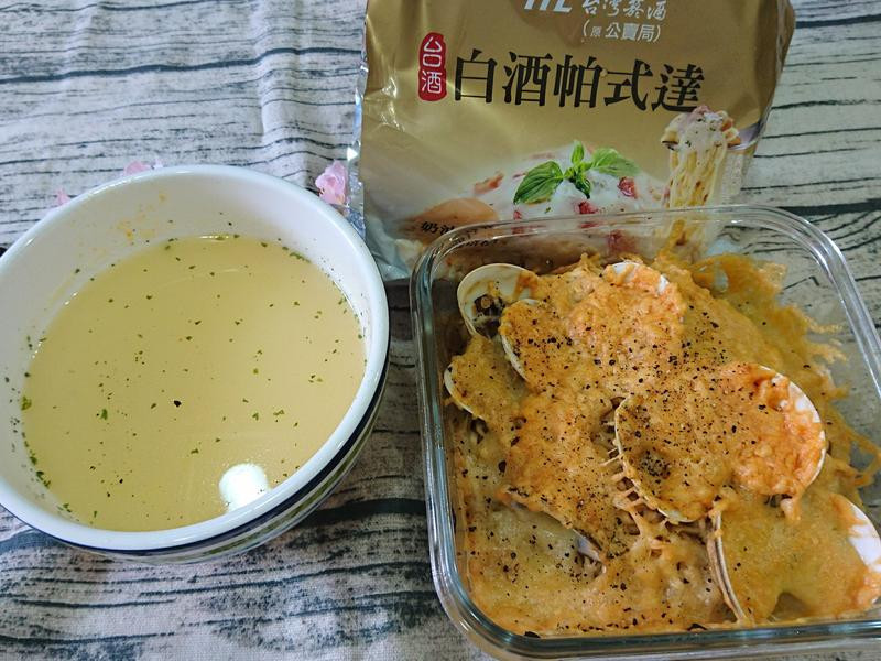 �h�������������