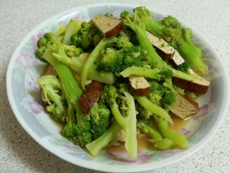 沙茶花椰炒豆干的做法