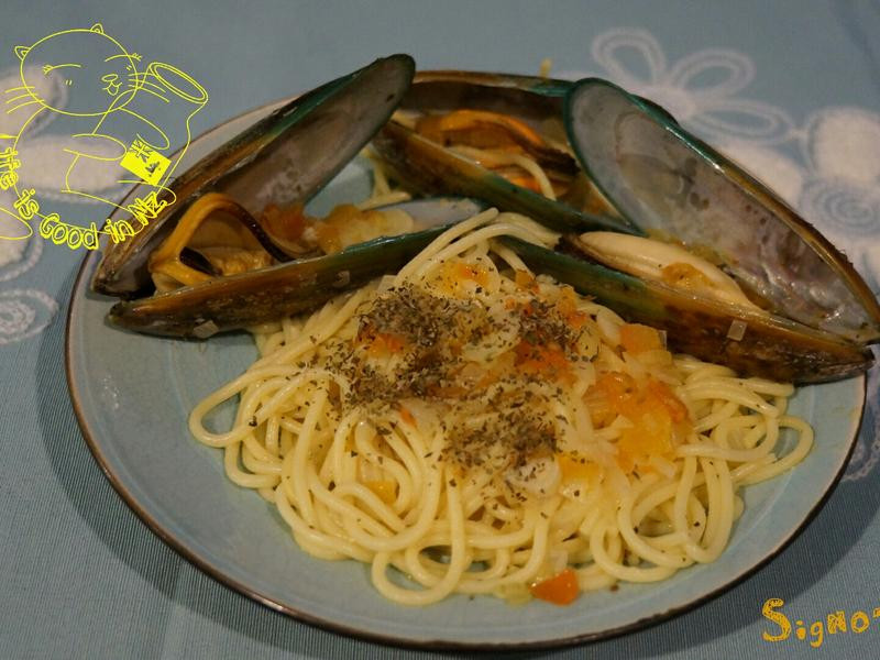 梅酒淡菜义大利面的做法