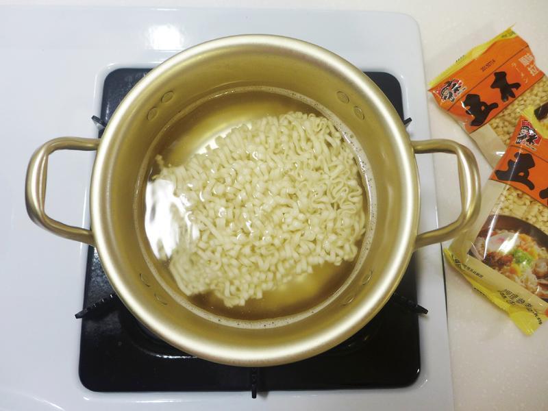 ���Ϸ缦˿���������