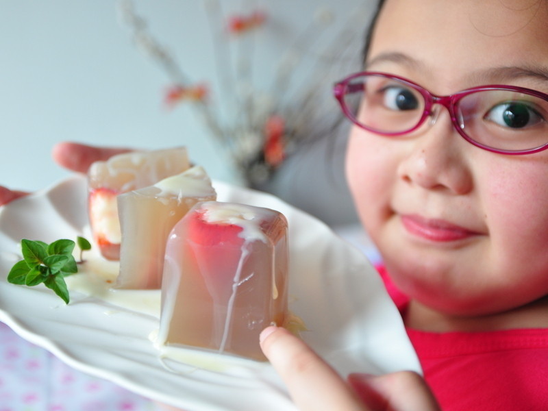 �������ݮ����������