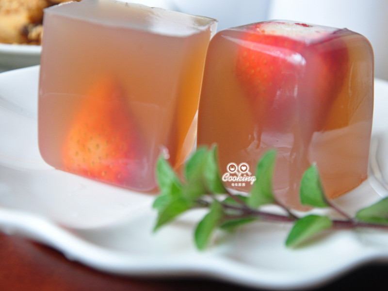 �������ݮ����������