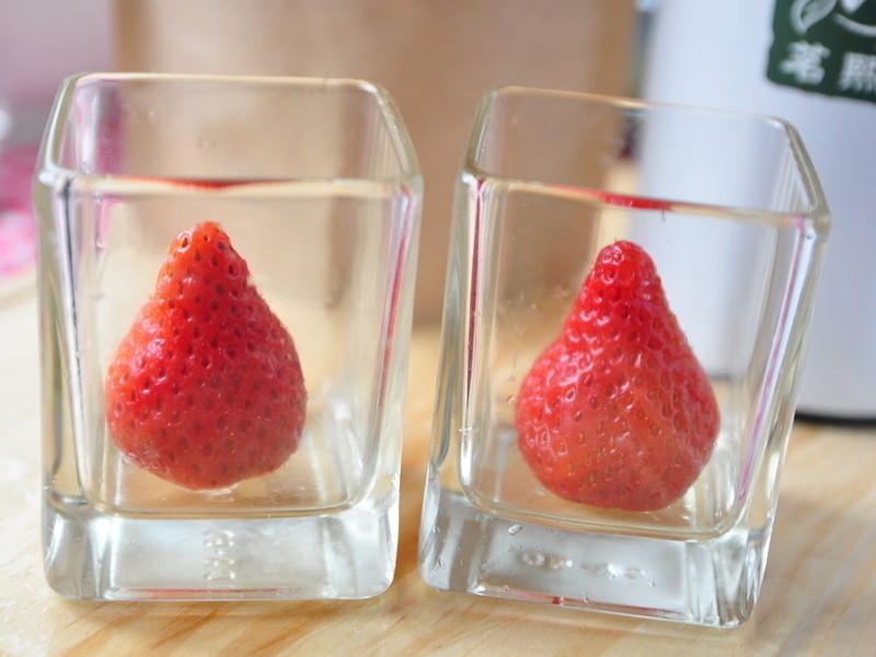 �������ݮ����������